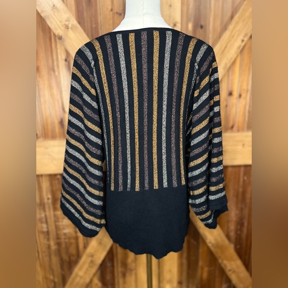 Lane Bryant Women’s Metallic Doleman Sleeve Sweater Size 14/16 - Picture 2 of 4